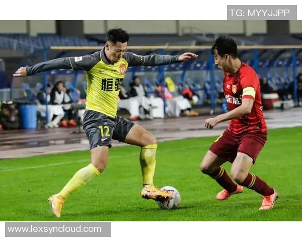 恒大华夏对决进球精彩瞬间回顾与分析